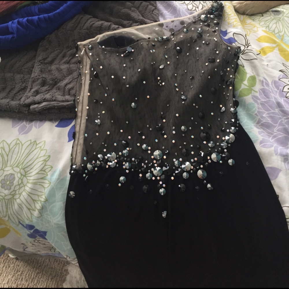 Prom Dress - Picture 4 of 4