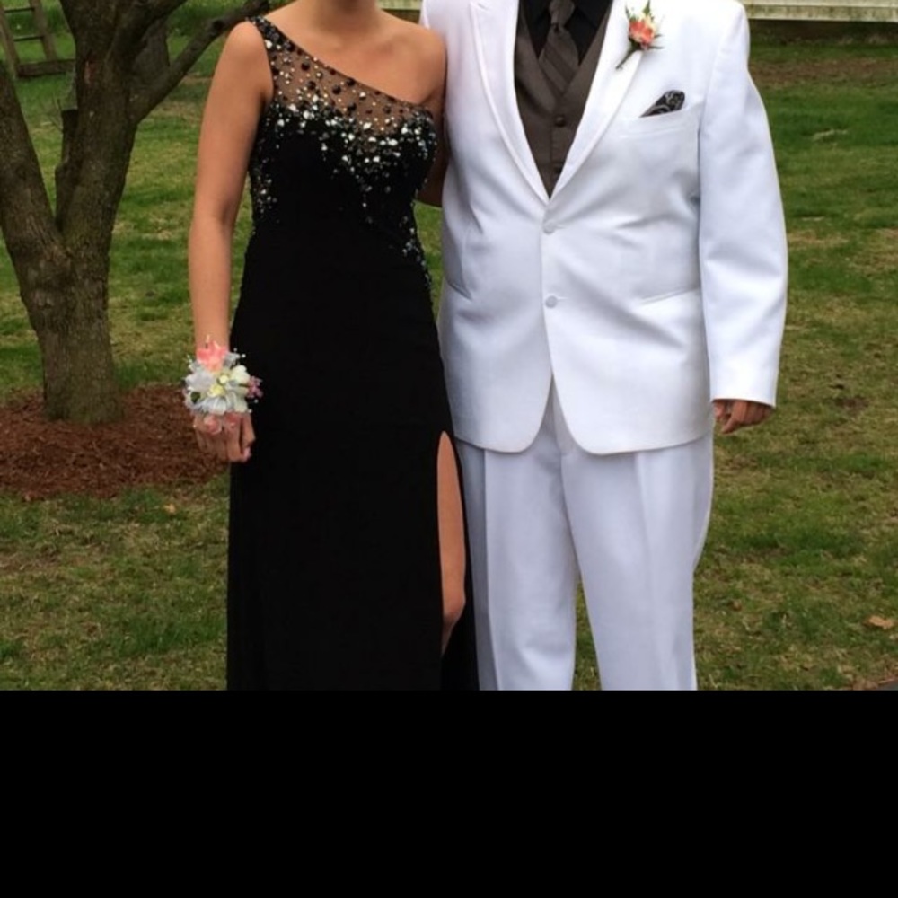 Prom Dress - Picture 2 of 4