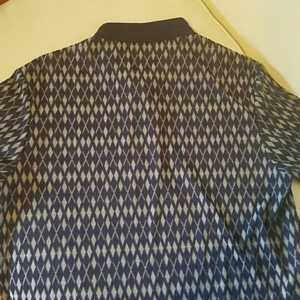 Shirt - Picture 3 of 3