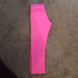 NEON PINK Lululemon crop leggings. Like new.