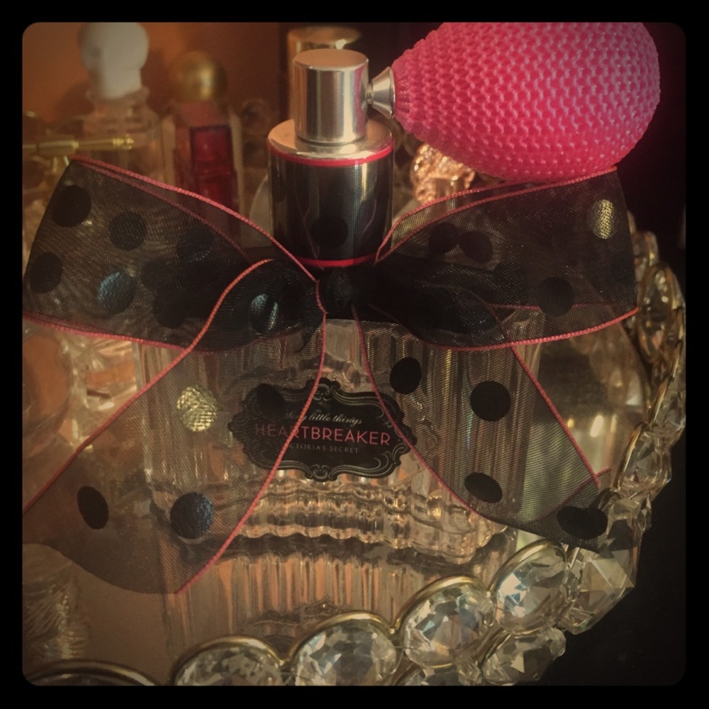 VS Sexy Little Things "Heartbreaker" perfume