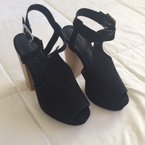 NWOT Black Peep Toe Pumps
