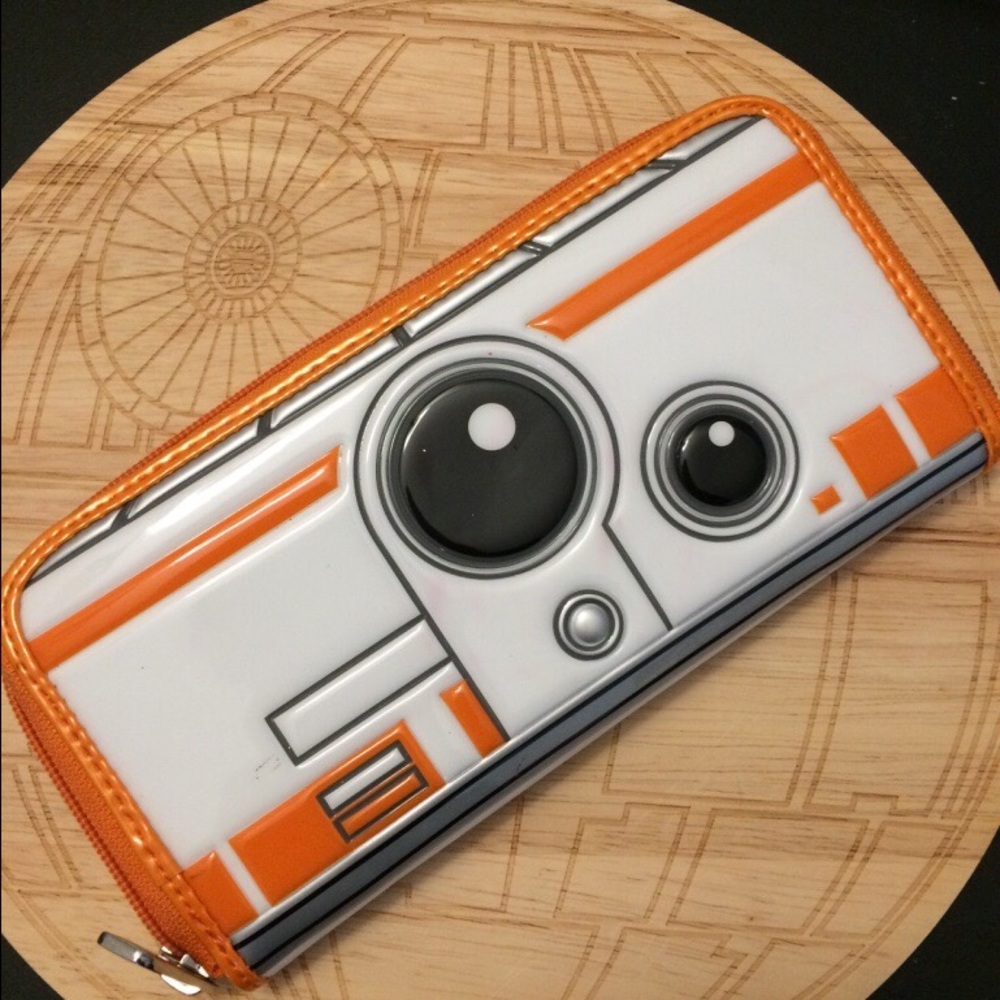 Star Wars BB8 Embossed Wallet by Loungefly