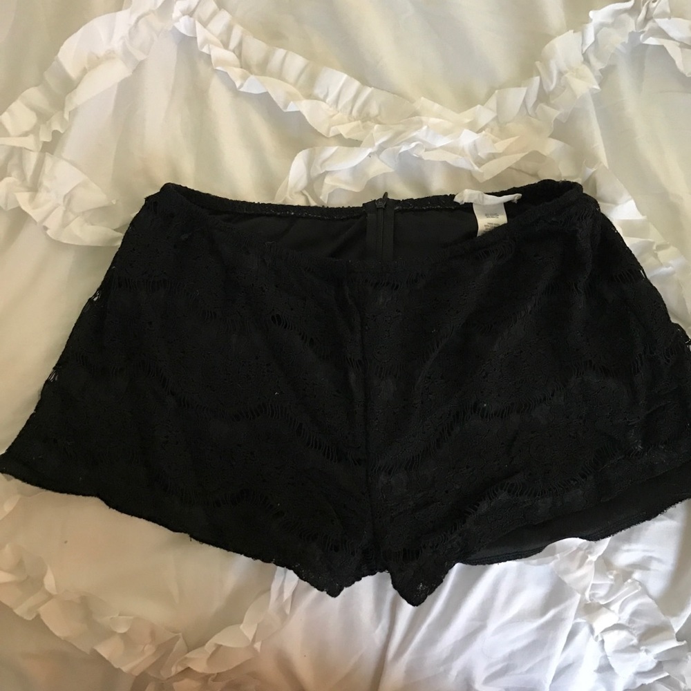 Lace shorts juniors large