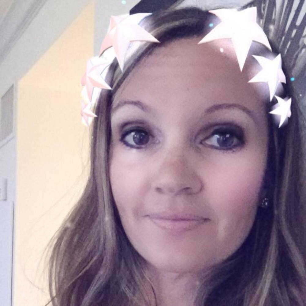 Meet your Posher, Courtney