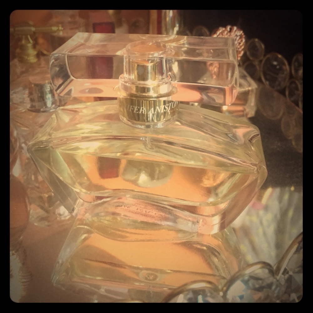 Jennifer Aniston perfume