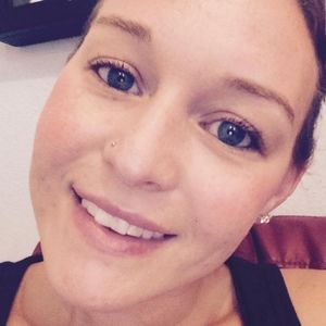 Meet your Posher, Holly