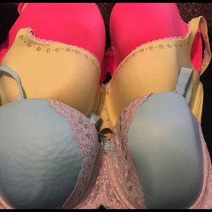 Victoria secrets bra lot