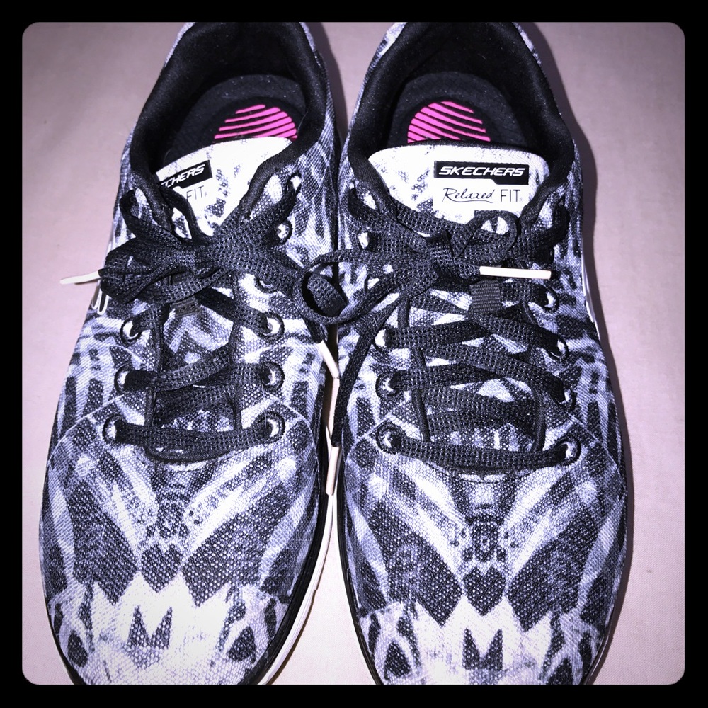 Skechers relaxed fit sneakers
