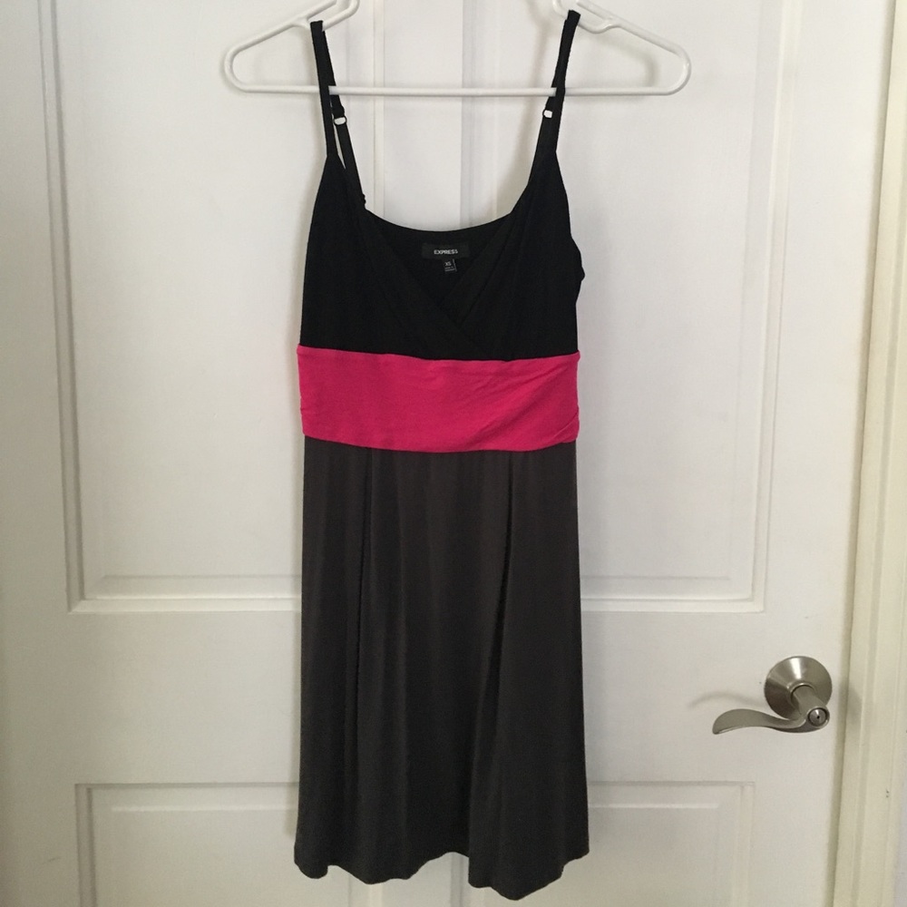 LAST CHANCE! Express dress