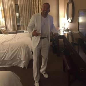 Meet your Posher, Johnny