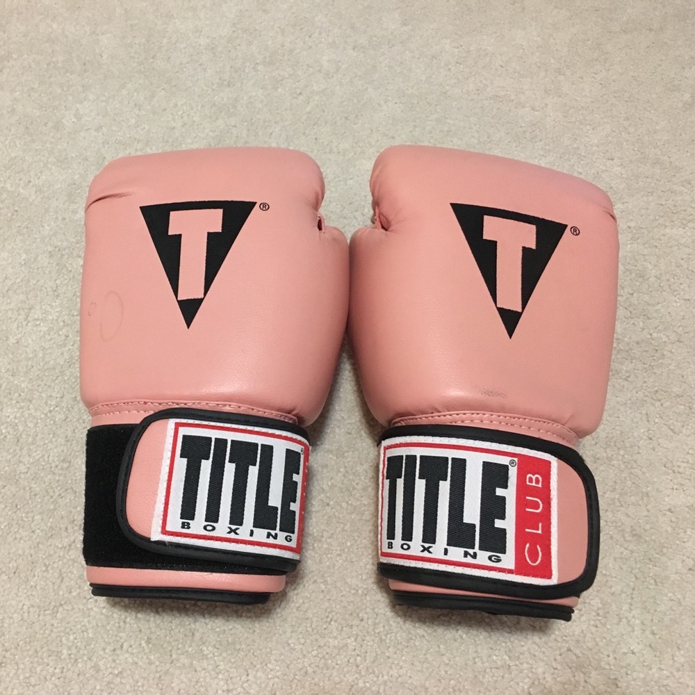 Title Club Pink Boxing Gloves