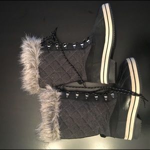 Totes Brand winter boots