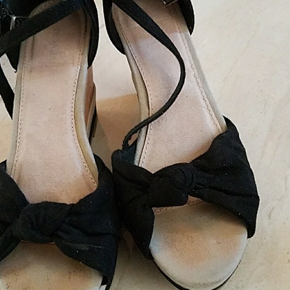 Platform shoes - Picture 2 of 2