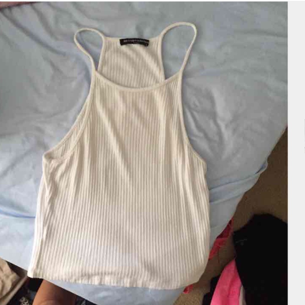 Brandy Melville crop top
