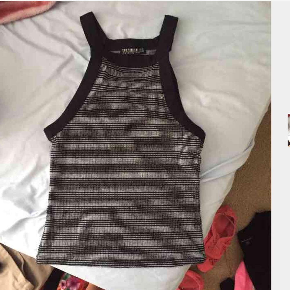 Halter top
