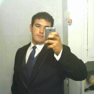 Meet your Posher, Ernesto