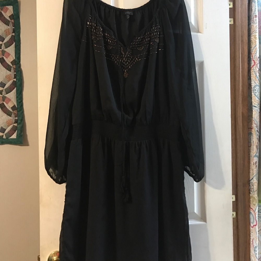 Jessica Simpson black dress