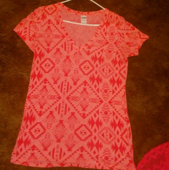 PINK v neck top - Picture 2 of 4