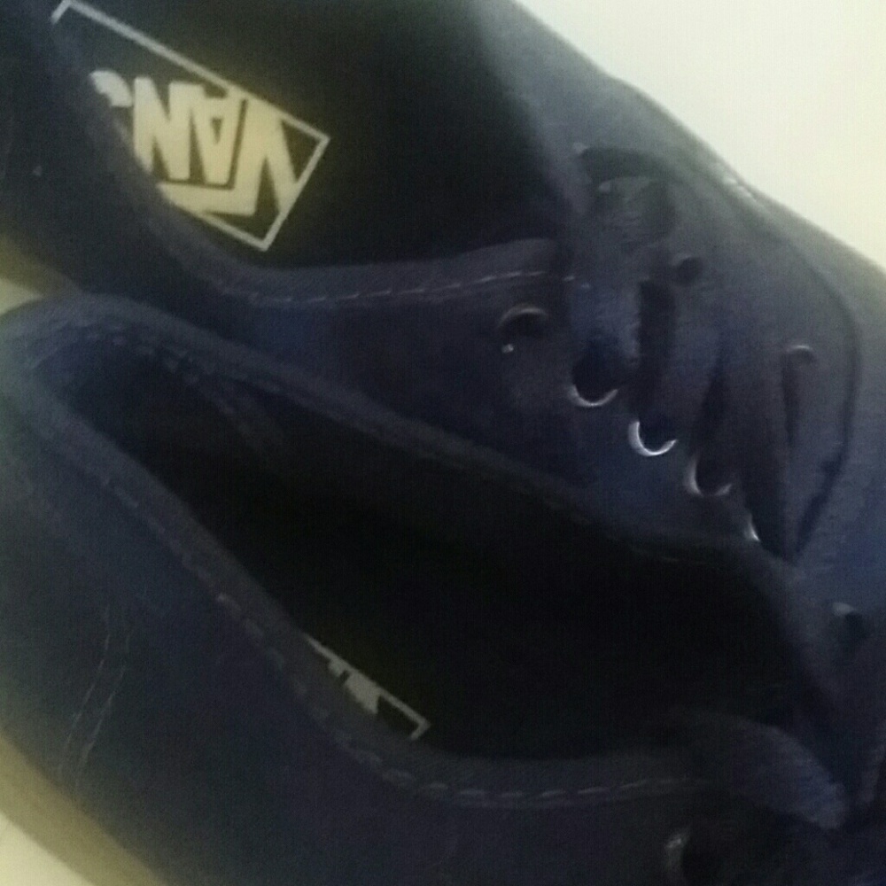 Shoes - Picture 2 of 3