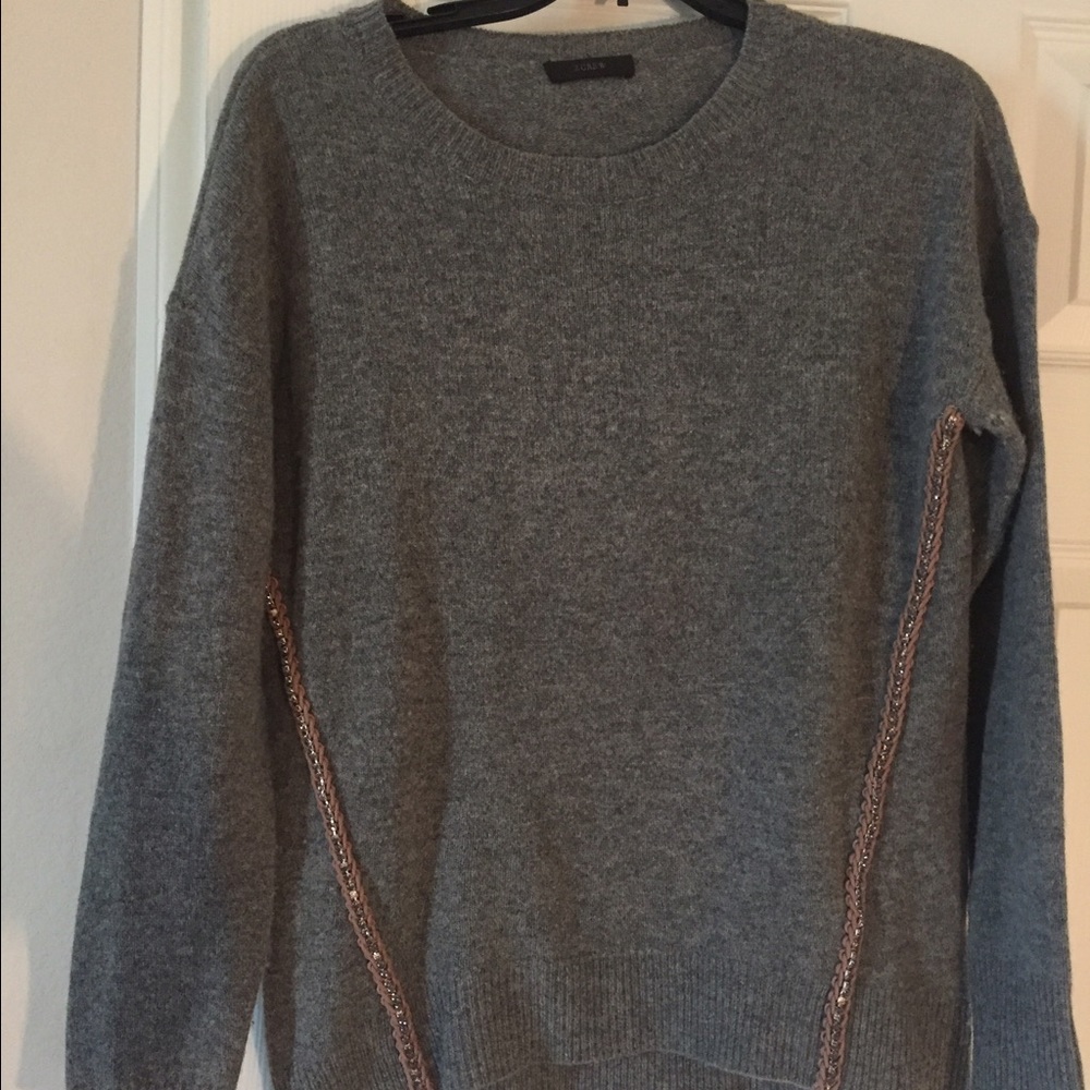 Grey sweater with sequins