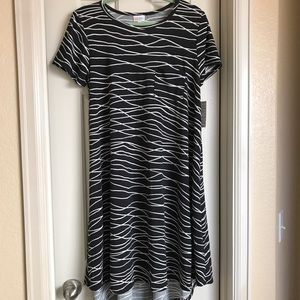 BNWT Medium Carly
