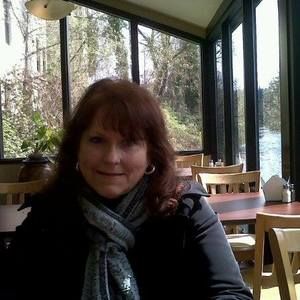 Meet your Posher, Dawnah