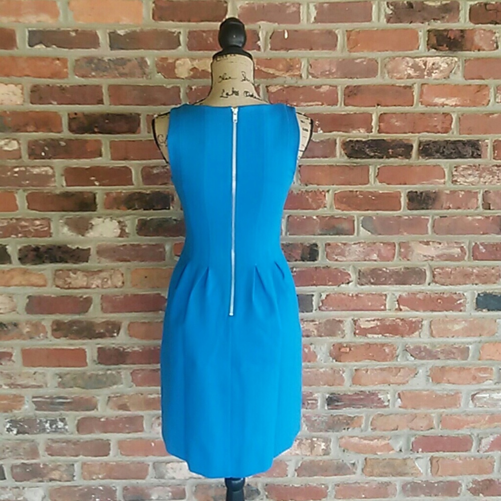 Dress - Picture 2 of 4