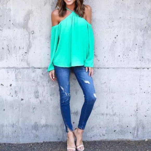 Teal Blouse - Picture 2 of 4