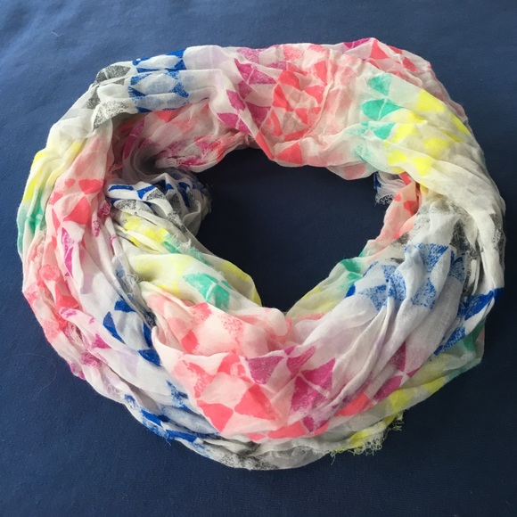 Gorgeous Colorful American Eagle infinity scarf! - Picture 1 of 3