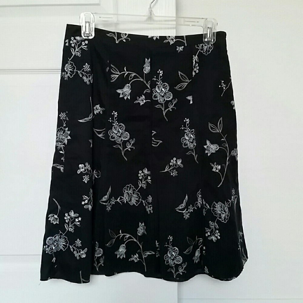 Ann Taylor Skirt - Sz 0P