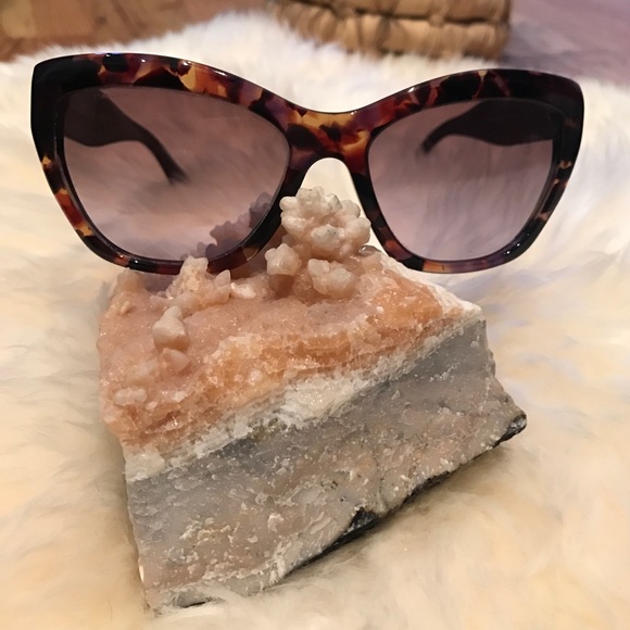 Prada Purple/Tortoise Sunglasses - Picture 7 of 7