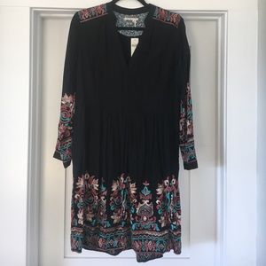 Black floral quarter sleeve dress