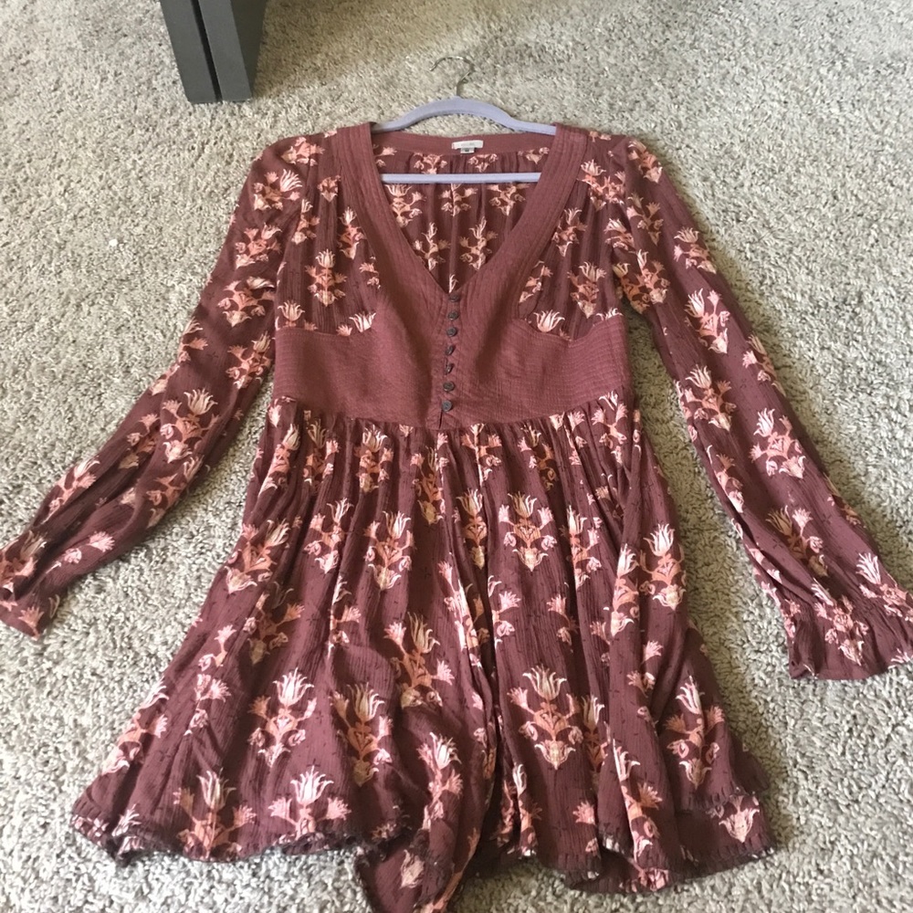 Flowy, long sleeves romper from Urban Outfitters