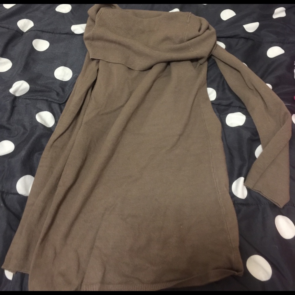 Brown turtle neck