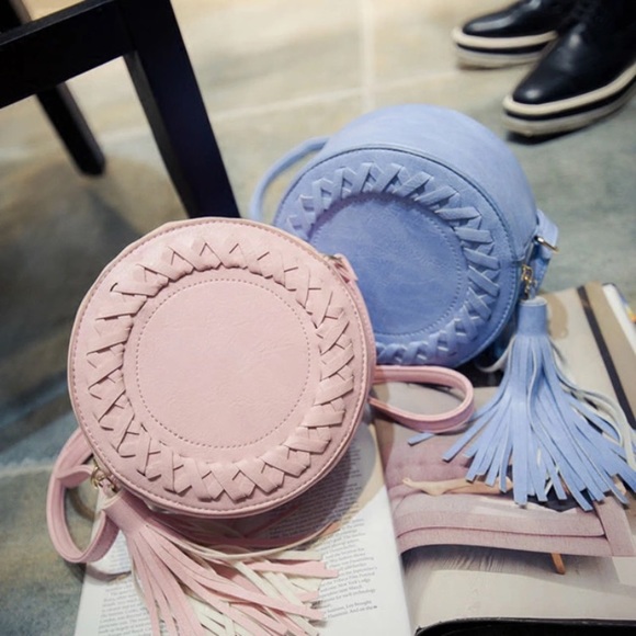 dusty pink crossbody bag - Picture 2 of 5