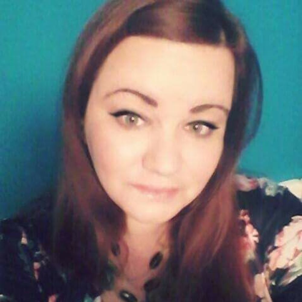 Meet your Posher, Sarah-honey
