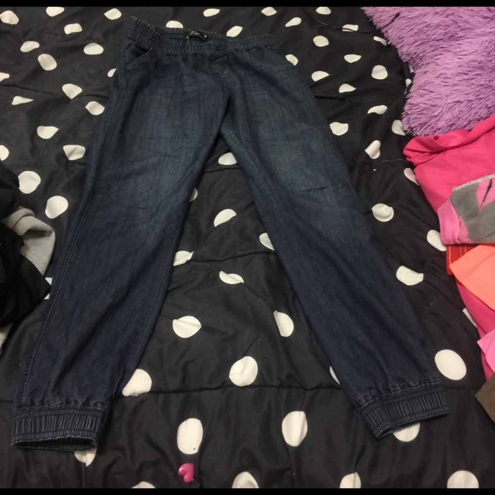 Skinny jeans