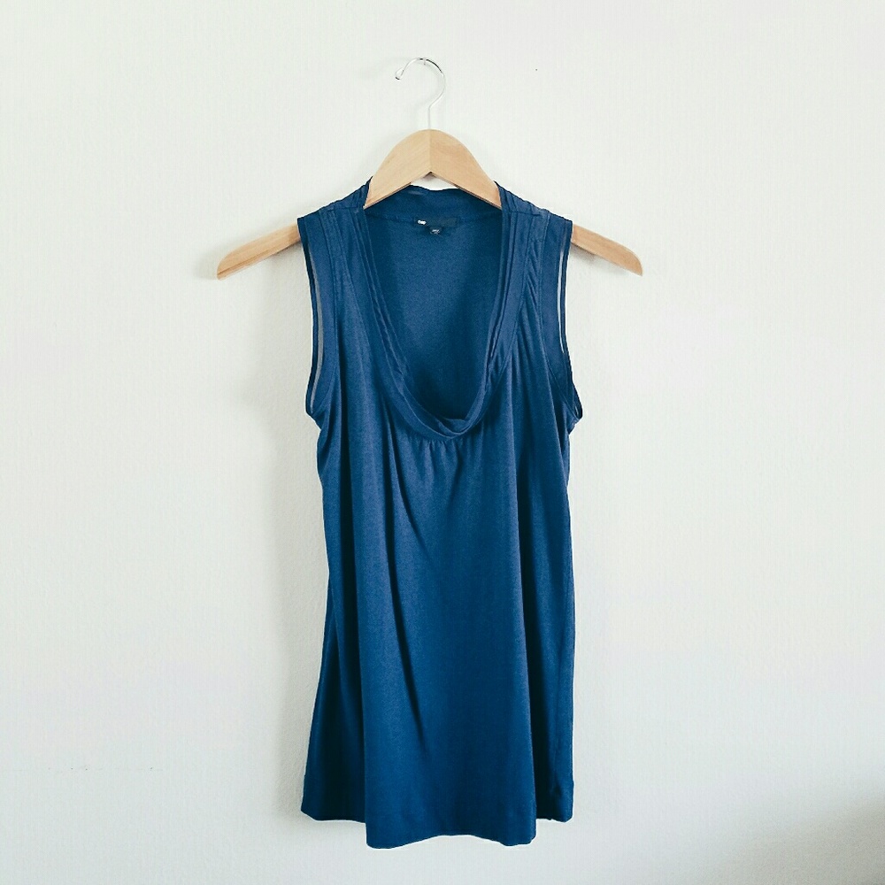 Gap trim detail sleeveless top