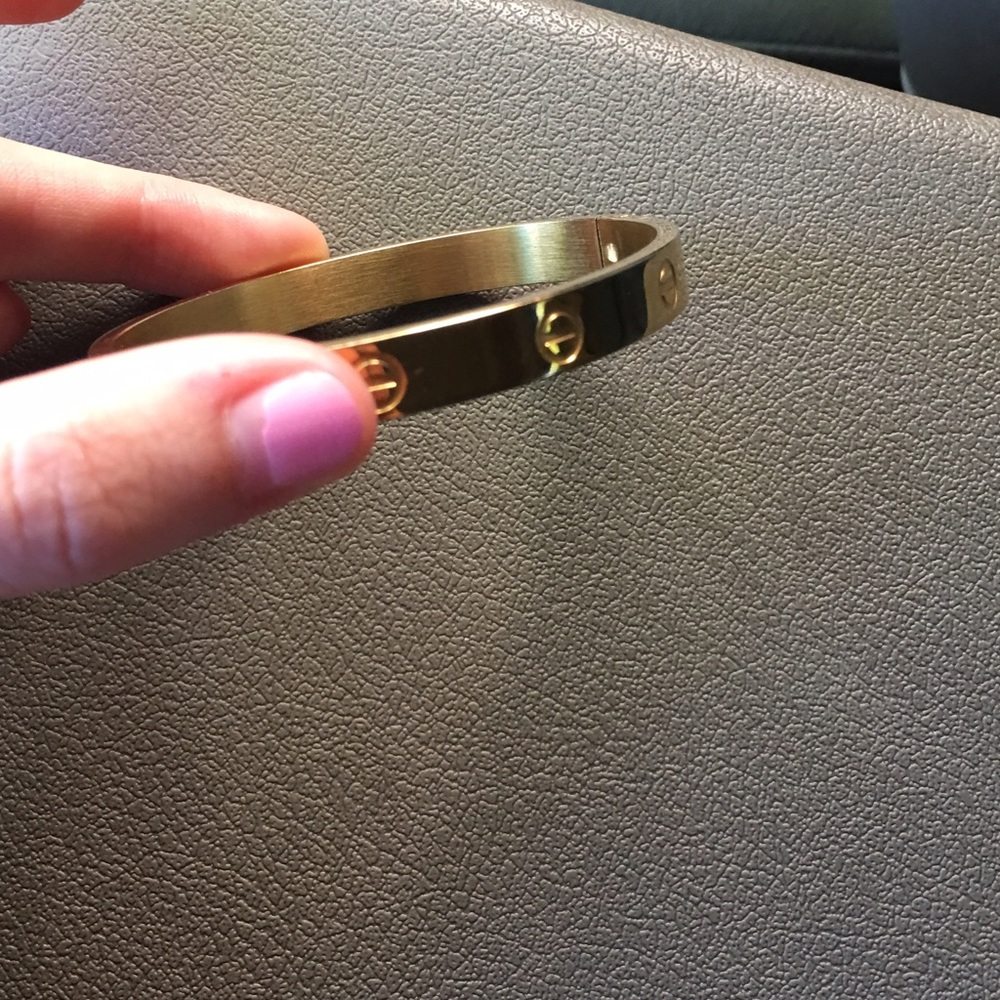 Screw bracelet