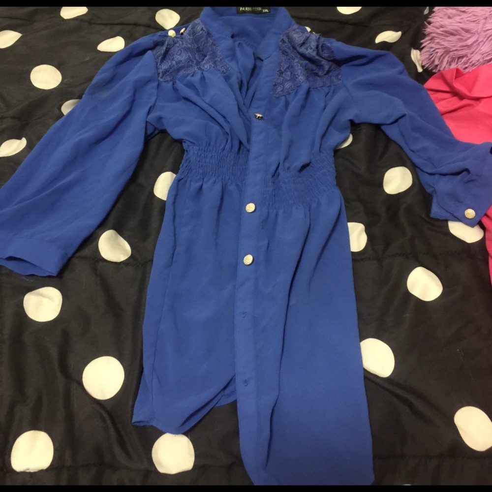 Blue button down dressy shirt