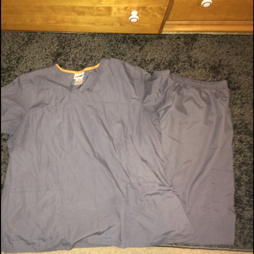 Scrubstar gray scrub set