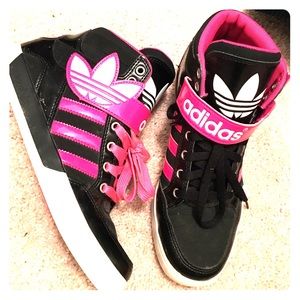 Adidas high tops with the Velcro