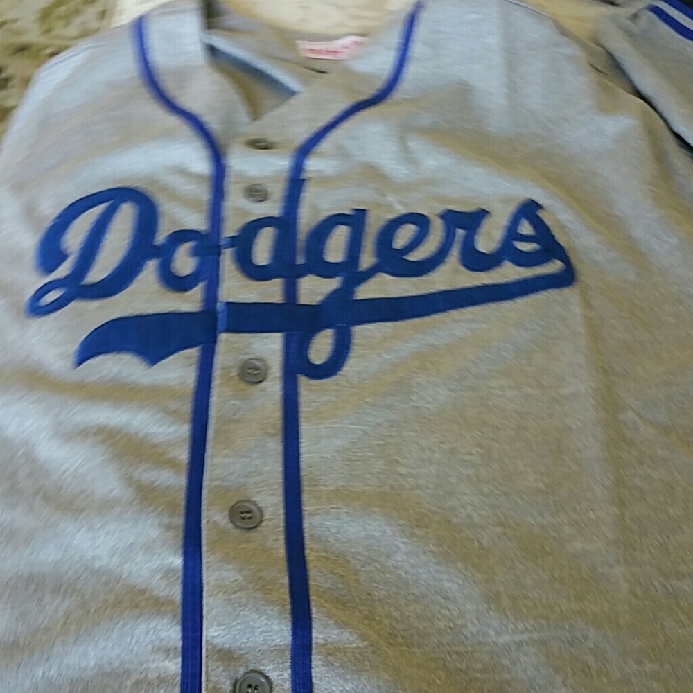 Baseball's jerseys - Picture 3 of 5