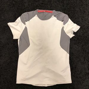 Lulu lemon shirt