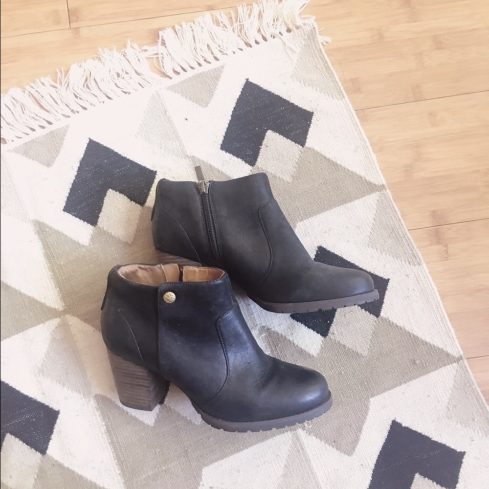 Clarks indigo mission Philby boots