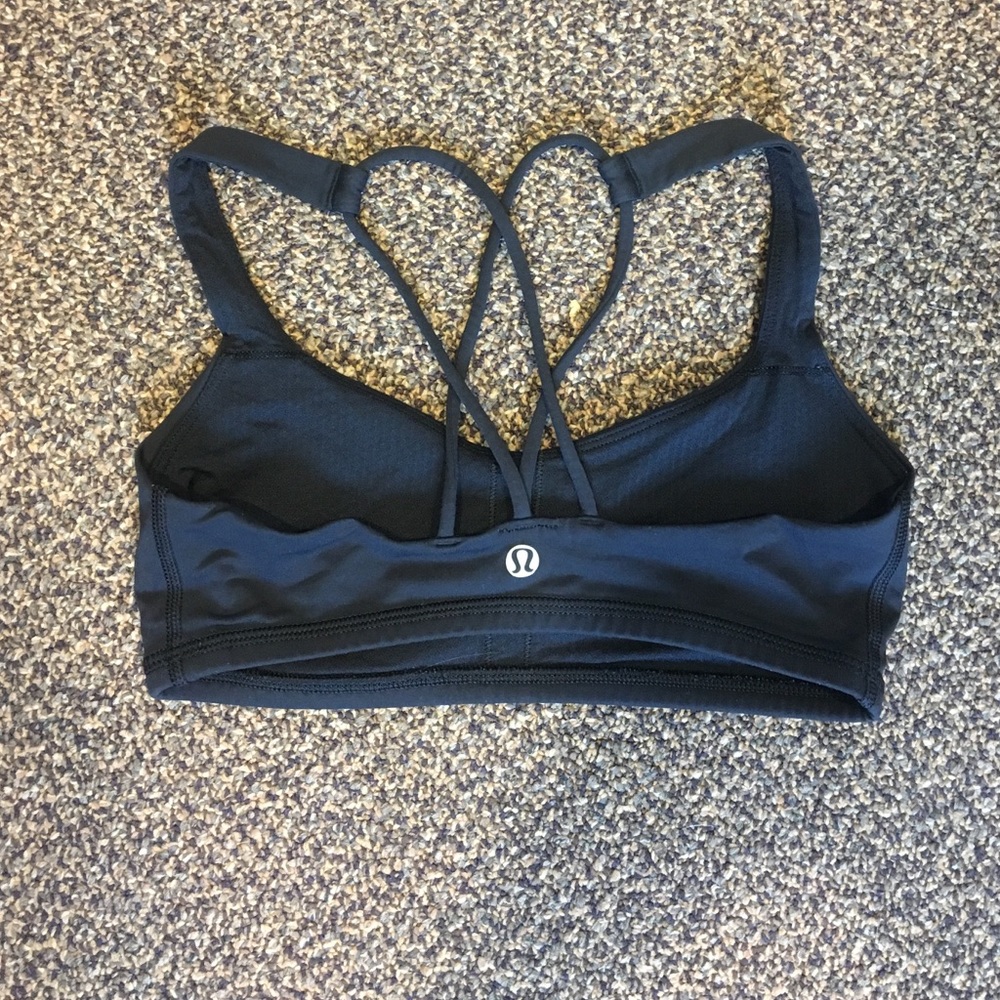 Lululemon sports bra