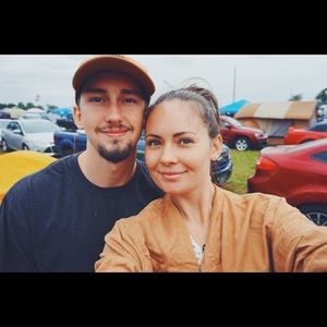 Meet your Posher, Aeona