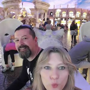 Meet your Posher, Carla