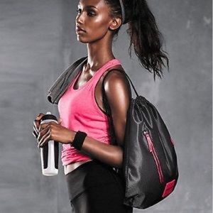 Victoria's Secret Drawstring Sport Bag!! ❤️